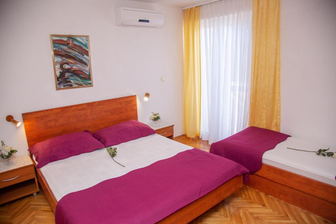 Rooms Magnolia With Pool Novalja Exterior photo